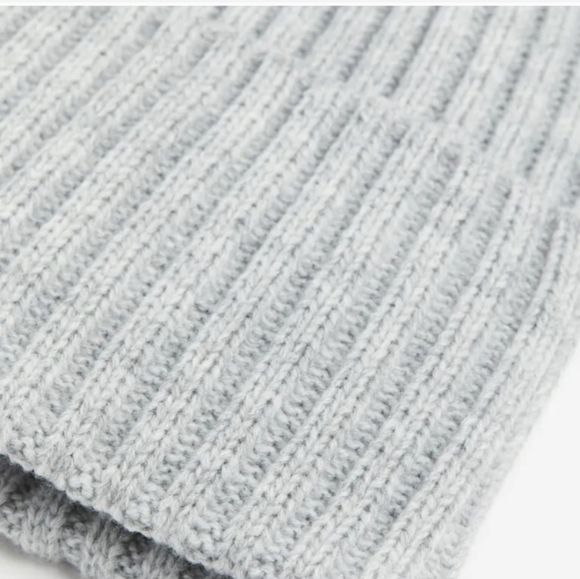 Rib Knit Hat H&M Beanie Wide Foldover Cuff Light Grey NEW with TAGS - Picture 3 of 6